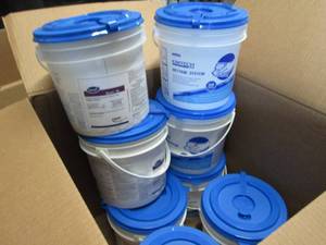 Box of 8 Bucket Canisters KimTech W...