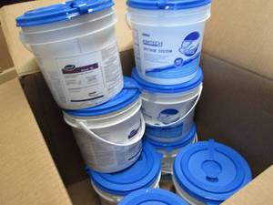 Box of 8 Bucket Canisters KimTech W...