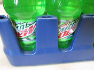 Case of 24- 12 oz Bottles Diet Moun...
