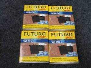 4- FUTURO Sport Wrist Support Adjus...