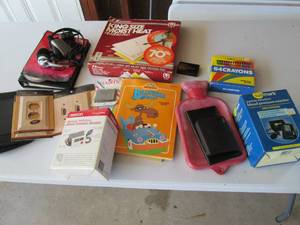 Box of misc items including heating...