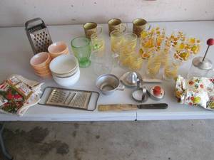 Glasses, bowls, cheese graters, nut...