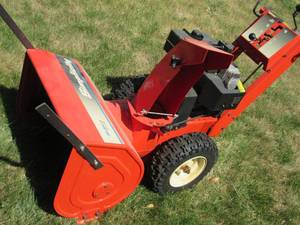 Simplicity 24 auger snowblower wit...