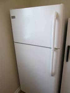 Frigidaire refrigerator 30336...