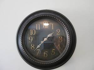 21 round wall clock...