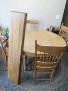 Antique Oak Dining room table 54 round 30...