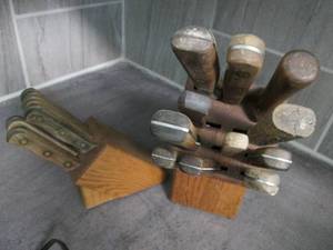 2 knife blocks wknives...