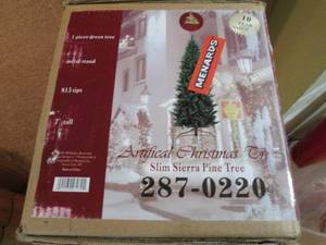 Christmas tree 7ft tall 1pc slim Si...