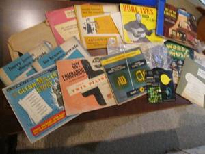 Vintage vinyl records (see photos )...