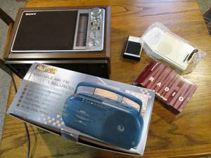 Sony vintage radio, GPX portable ra...