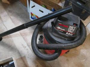 Craftsman 12 gal wetdry vac...