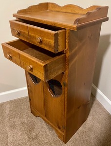 lot 32 image: Charming Wooden Cabinet