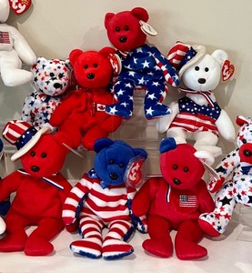 lot 65A image: Fun Patriotic Beanie Babies