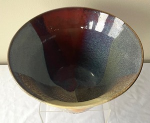 lot 133 image: John Chianelli Pottery Vessel