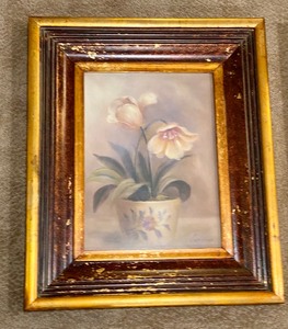 lot 179 image: Pair of Floral Framed Prints
