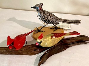 lot 127 image: Three Wooden Carved Bird Figurines