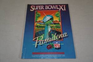 lot 4 image: Original Super Bowl XI Game Program - Vikings vs Raiders