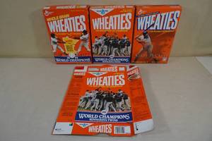 lot 67 image: Wheaties Boxes - 1987 Twins, 1991 Twins, Kirby Puckett