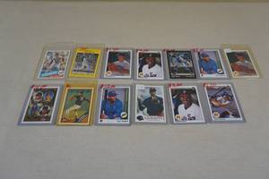 lot 211 image: Baseball Rookie Cards - Sosa, Sheffield, Gonzalez, Thomas, Hersheiser, Piazza