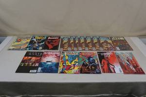 lot 260 image: DC and Vertigo Comic Books - Vintage Superboy