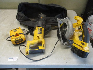 Dewalt 18V Cordless Sawzall Circular Saw and light