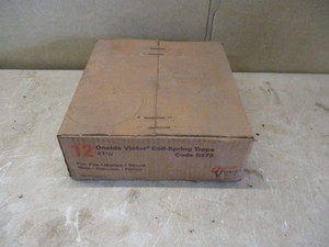 12 NOS Oneida Traps
