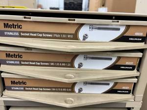 ASSORTED METRIC STAINLESS SOCKET HEAD CAP SCREWS AND CABINET