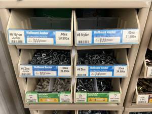 6 DRAWER CABINET WITH ASSORTED ANCHORS