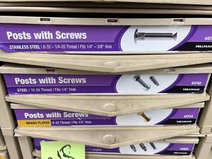 3 DRAWER CABINET WITH POSTS WITH SCREWS