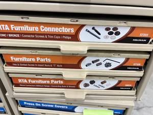 3 CONTAINERCABINET WITH ASSORTED FURNITURE PARTS