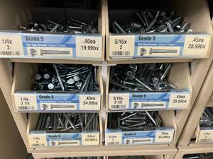 ASSORTED GRADE 5 HEX CAP SCREWS WITH CABINET