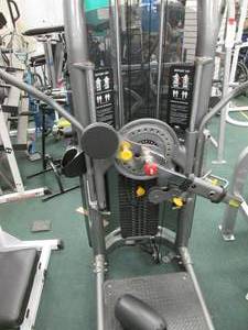 lot 18 image: Matrix rotary hip abduction machine...