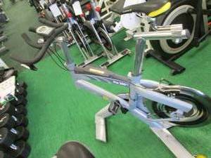 lot 32 image: Cycle Ops pro 300PT power spin bike...