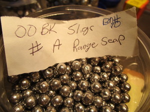 lot 121 image: Jar of 00 Buck 51gr range seap #A, ...