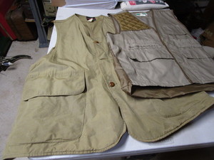 lot 225 image: Shooting vests, L and XL...