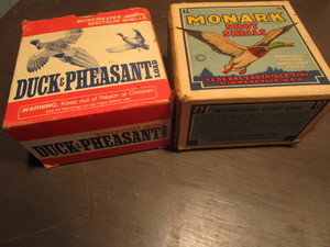 lot 227 image: Vintage paper shell boxes, Monarch ...