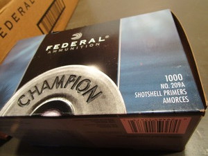 lot 264 image: Federal Champion shot shell primers...