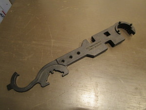 lot 271 image: Reloader wrench...