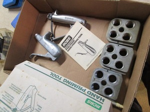 lot 315 image: RCBS hand priming tools...