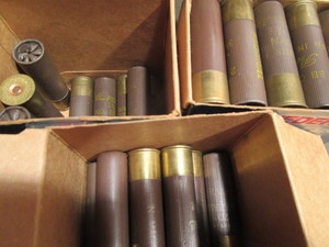 lot 374 image: Reloads, 10ga, #6 Trap - 33rds, Ste...