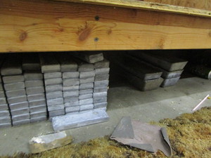 lot 394 image: Lead Bars