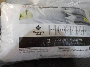 2 pack Hotel Premier Collection Pil...