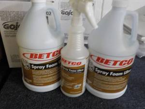 2 Gallon Jugs BETCO Spray Foam Ultr...