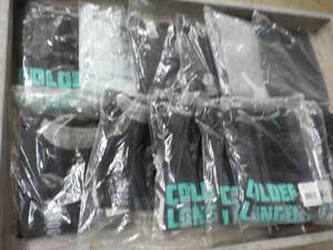 13 Hydro Flask size XL Tops...