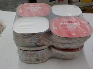 8 Tubs Hudsonville Peppermint Ice C...