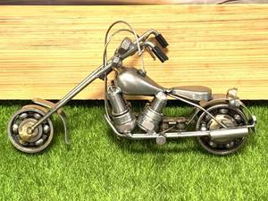 lot 17 image: Custom Metal Motorcycle Approx. 8 Inch Long
