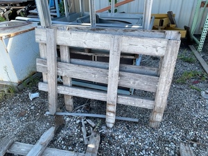 Wood Railing Fits Trailer Stake Pockets