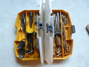 DeWalt Hardware