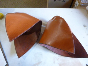 Hooded Stirrups