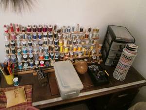 lot 4 image: Large assortment of sewing supplies...